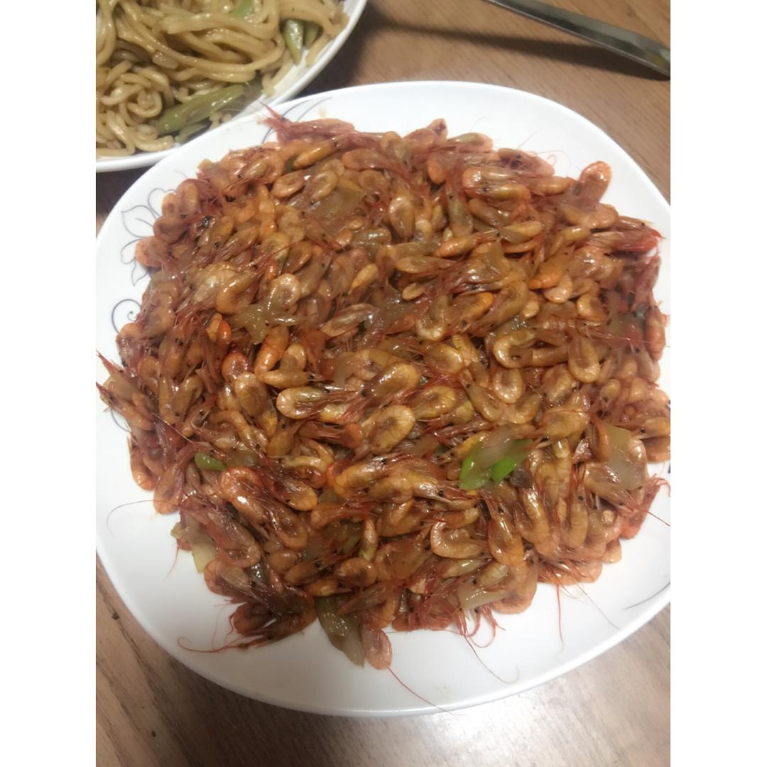 油爆小河虾