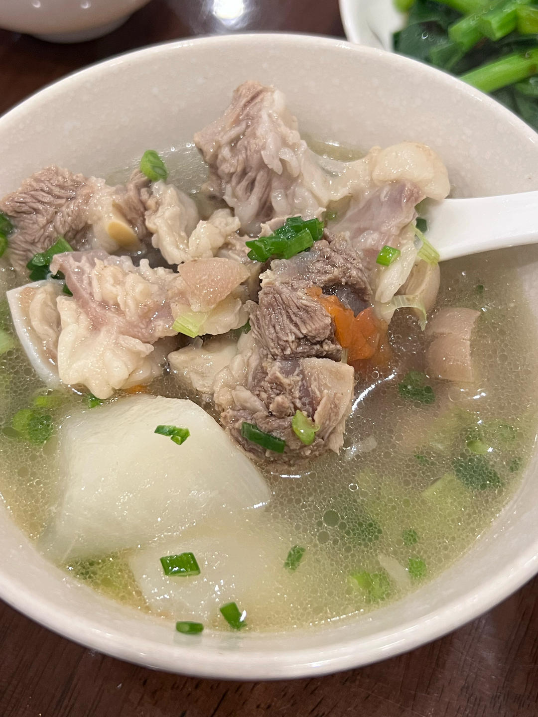 清炖羊肉汤（不腻清甜版）