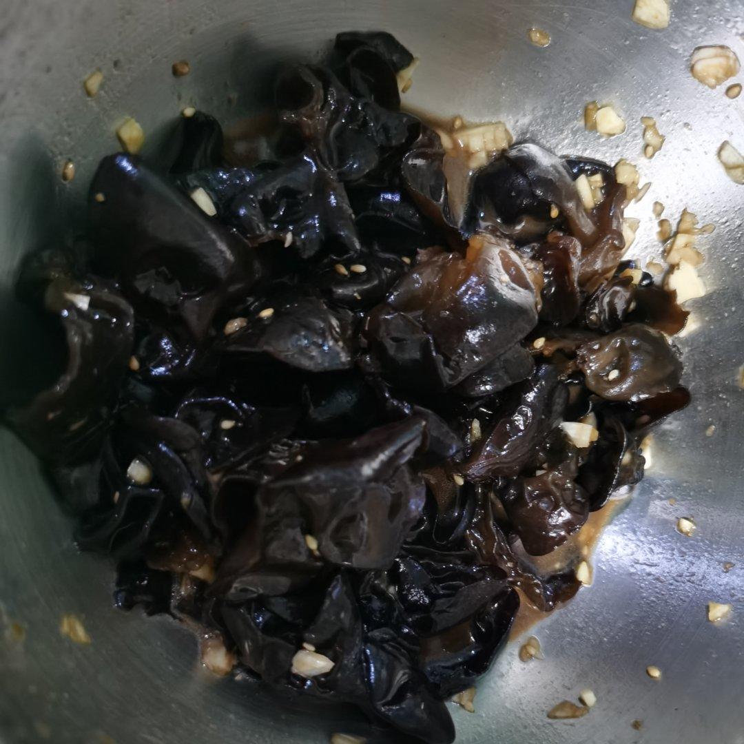 凉拌黑木耳