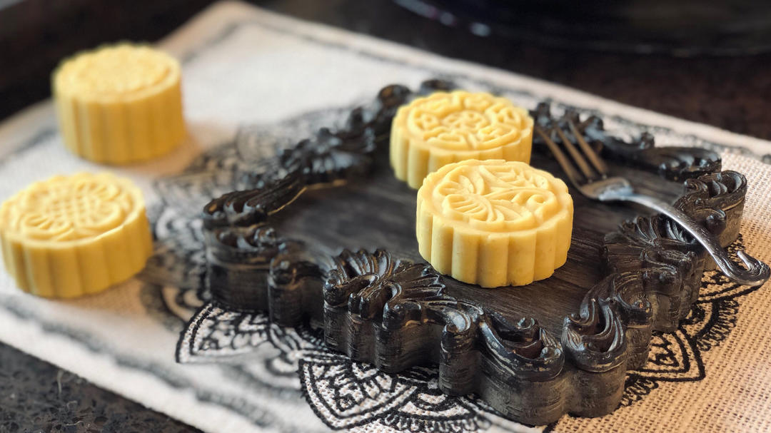 超简单版绿豆糕(附绿豆脱皮方法)