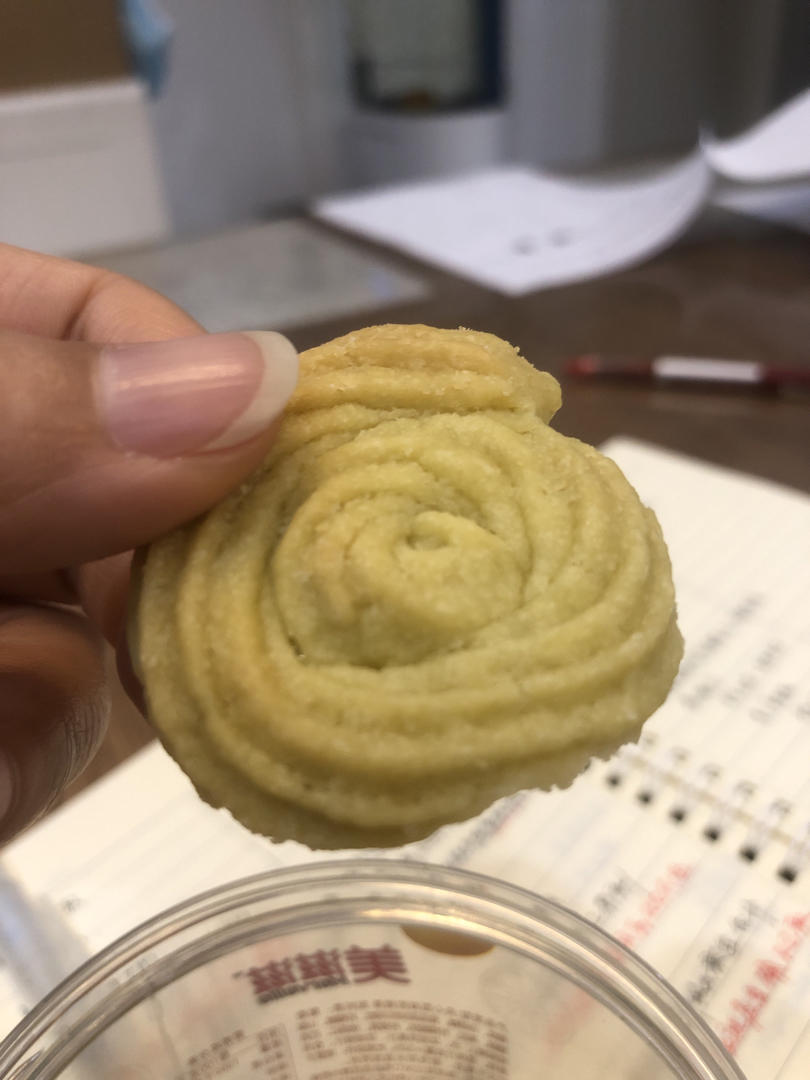 一口酥掉渣的淡奶油曲奇