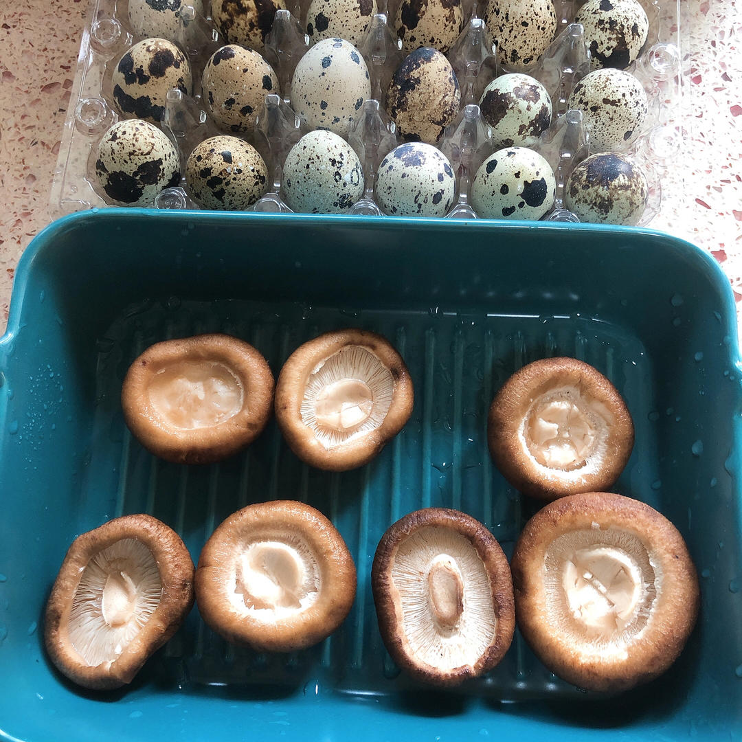 香菇蒸鹌鹑蛋【10月北鼎蒸炖锅食谱】