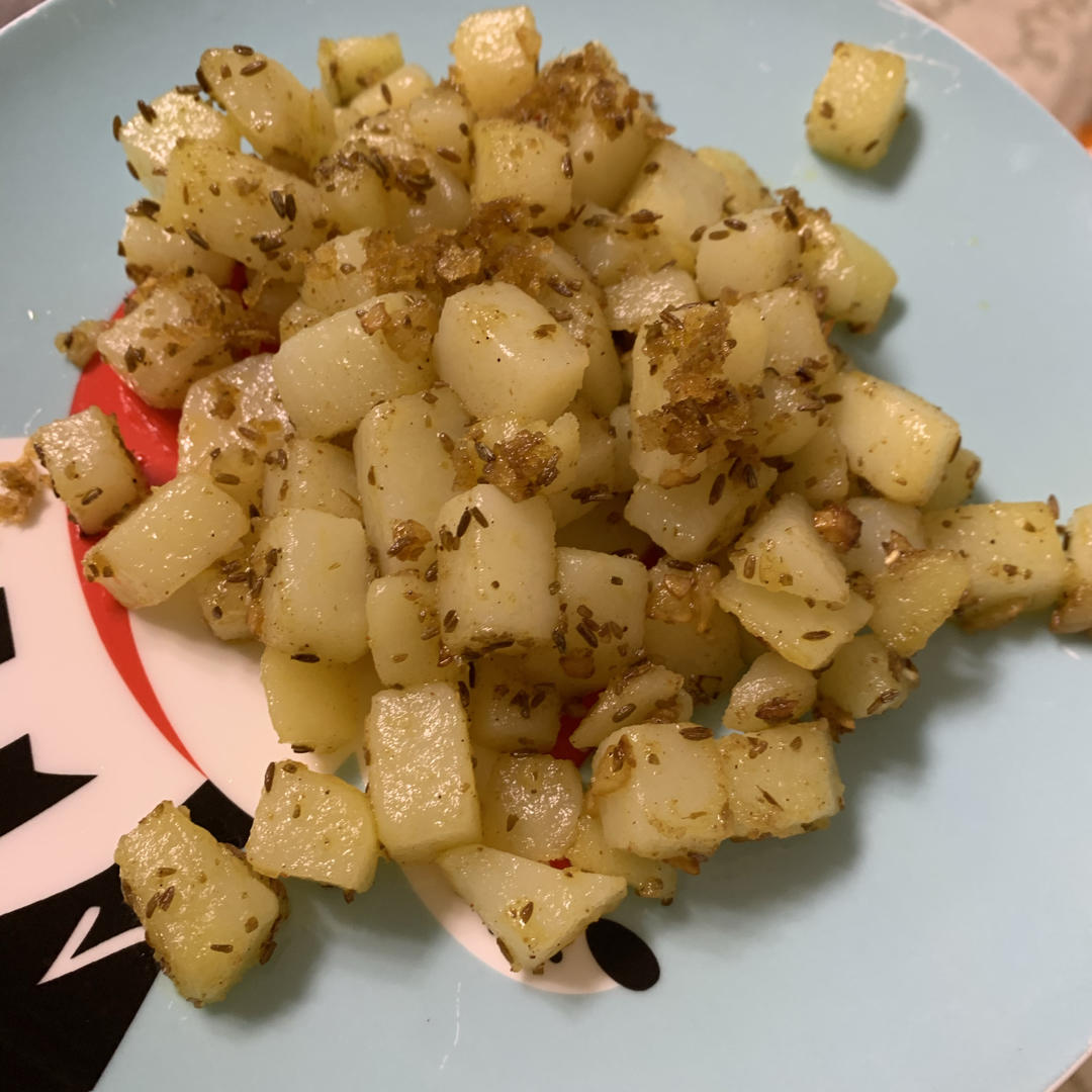 秒杀烧烤摊！好吃到爆炸的孜然土豆火腿