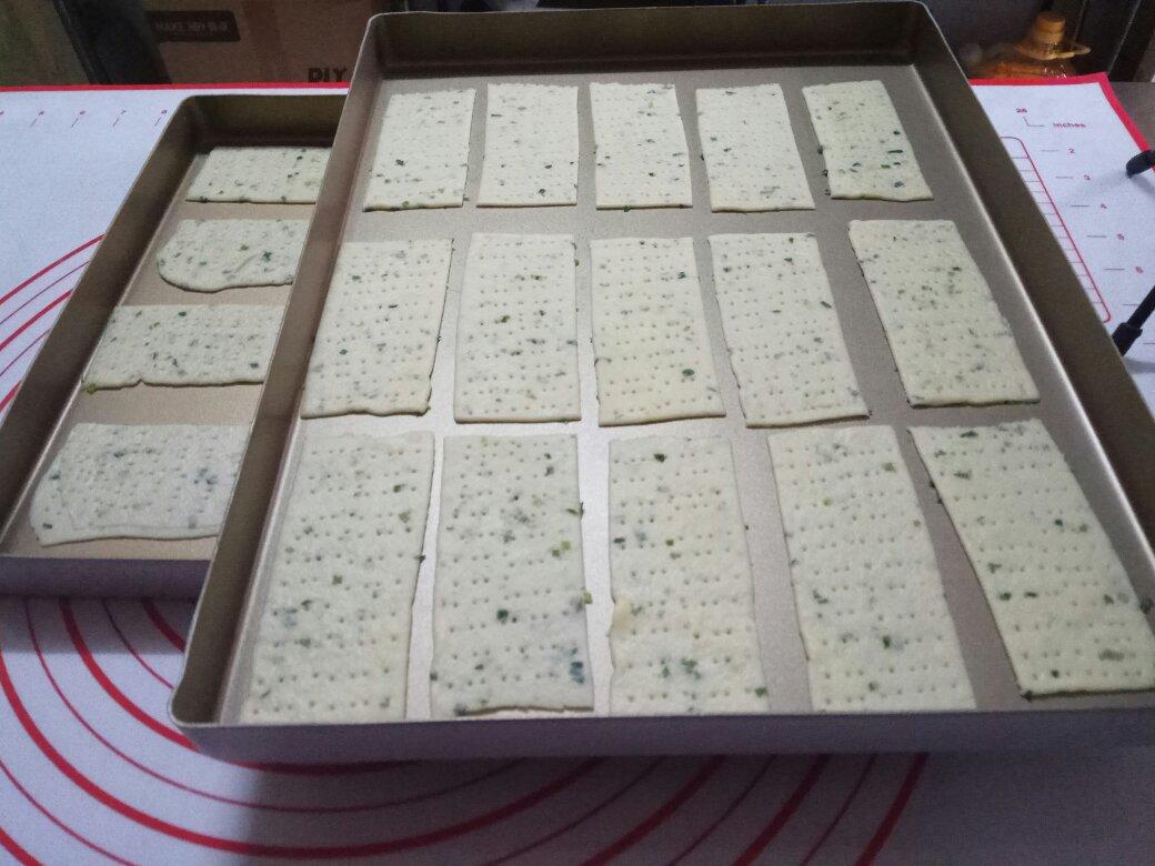 无糖葱香梳打饼干