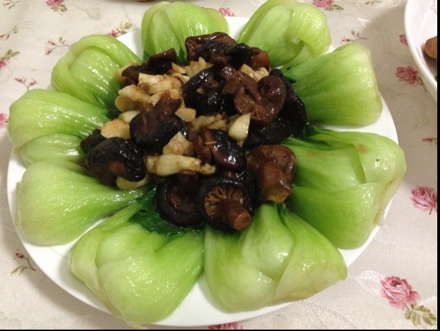 香菇扒菜心