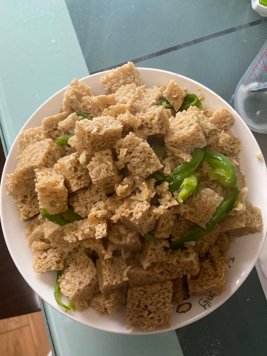 上班族的快手简单晚餐——辣椒炒烤麸