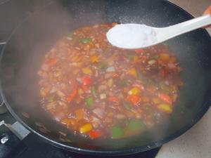 超过瘾的酱汁土豆肥牛饭🍛的做法 步骤10