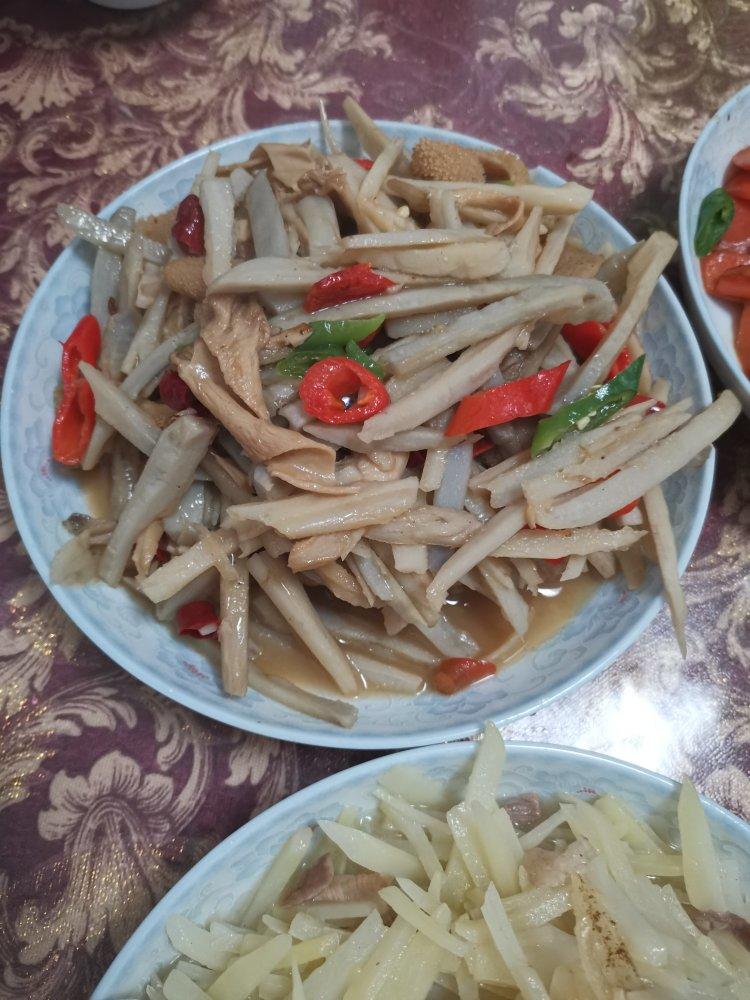 酸辣牛肚，简单美味