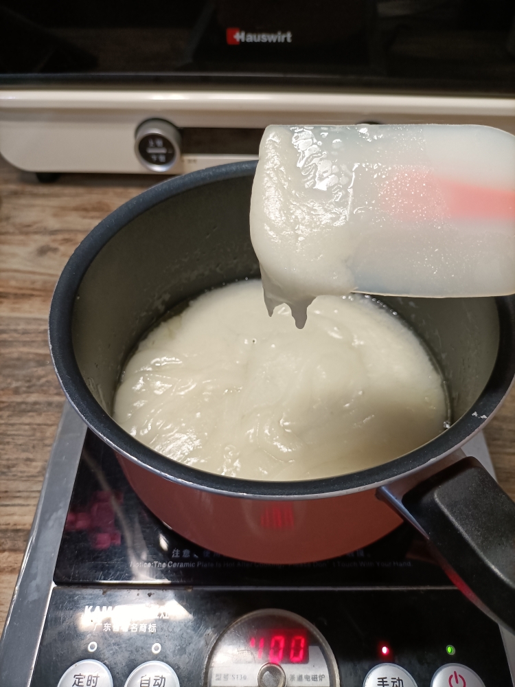 超简单的麻薯包！家里有木薯粉就能做！的做法 步骤3