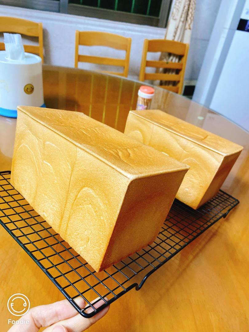 鲜奶大米手撕吐司