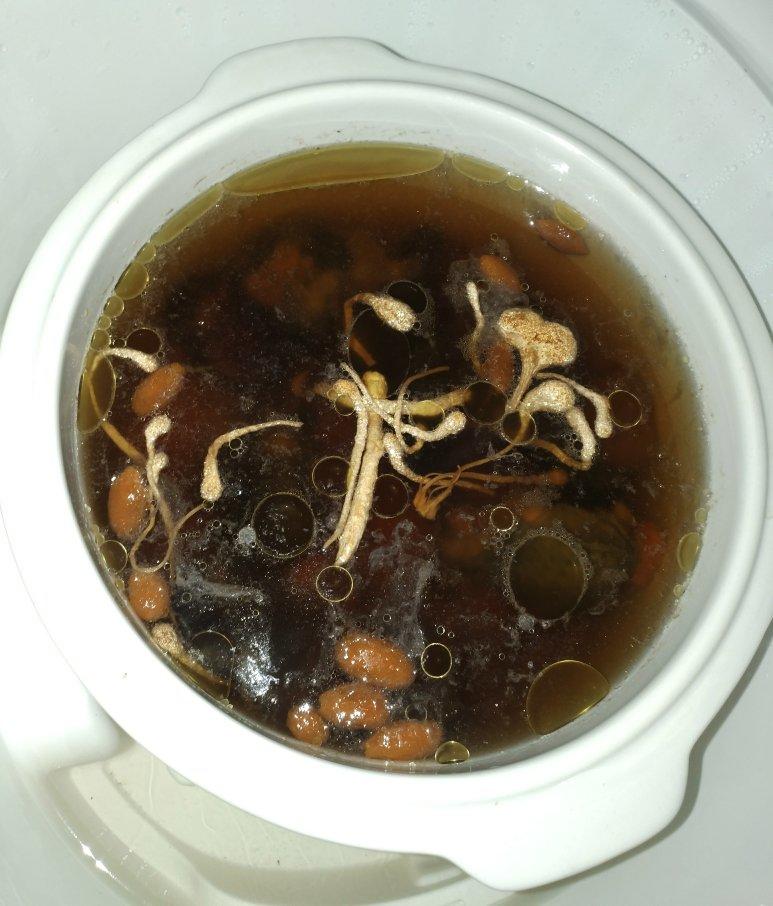 海底椰竹丝鸡汤