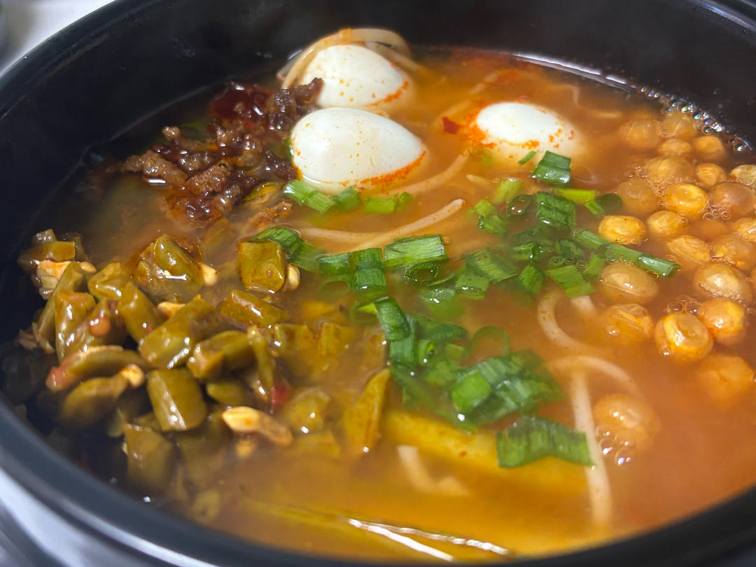 复刻贵州酸汤米线