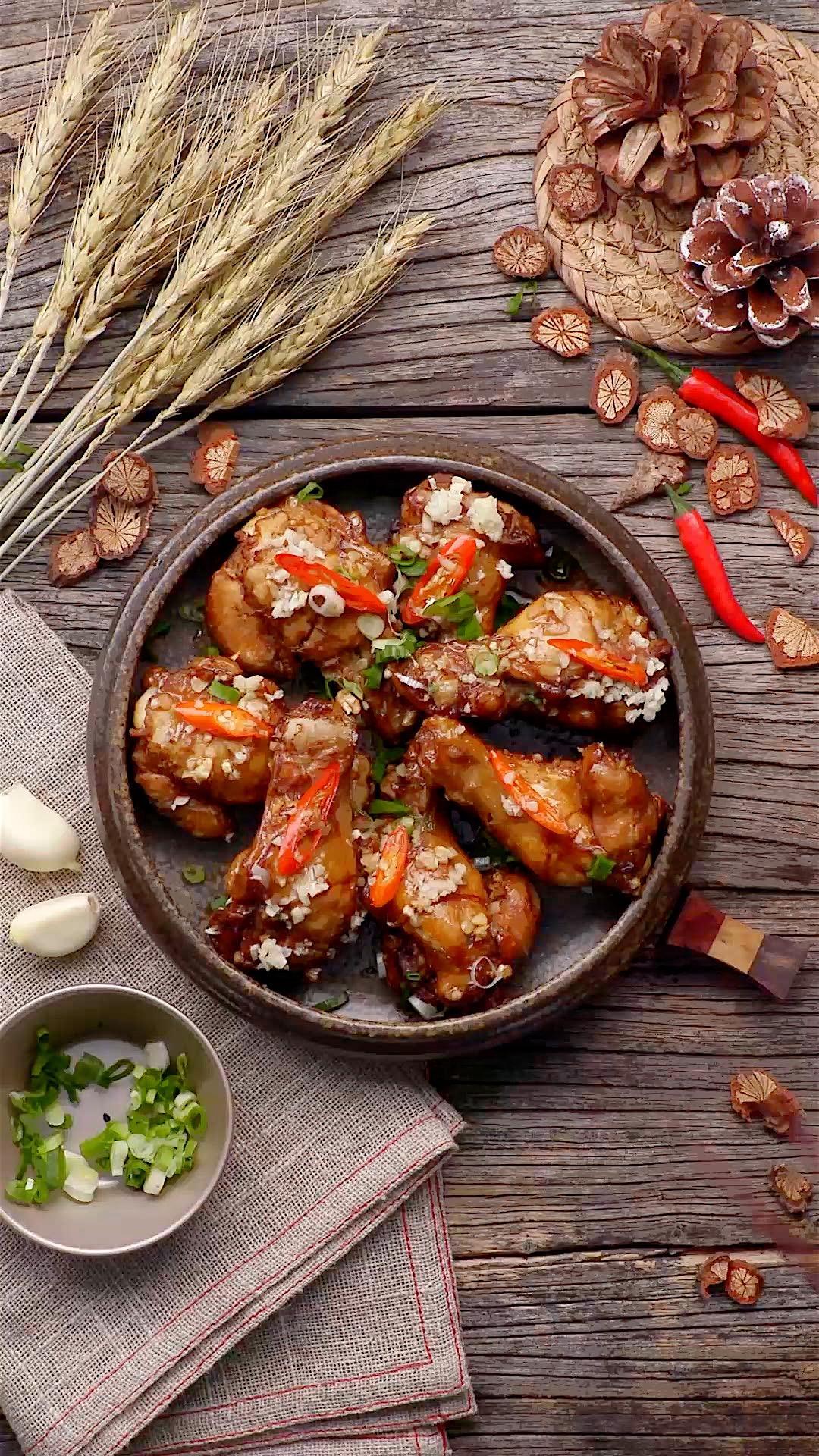 蒜香鸡翅根的做法