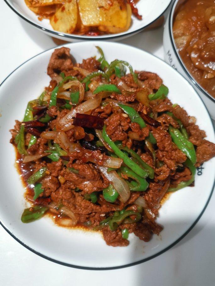 【小高姐】青椒牛肉 如何炒出嫩滑的牛肉