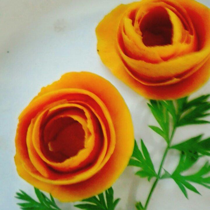 芒果玫瑰花