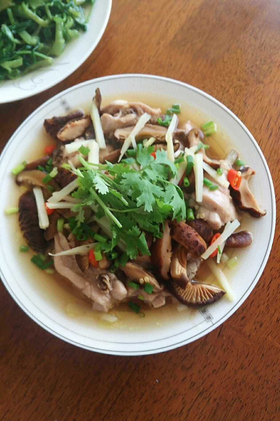 【蒸蒸日上】香菇红枣蒸鸡