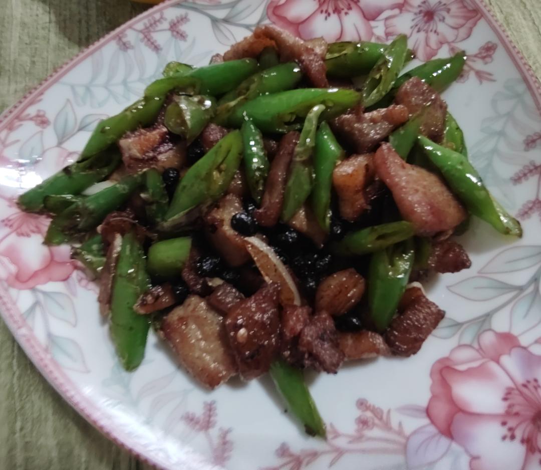 正宗辣椒炒肉