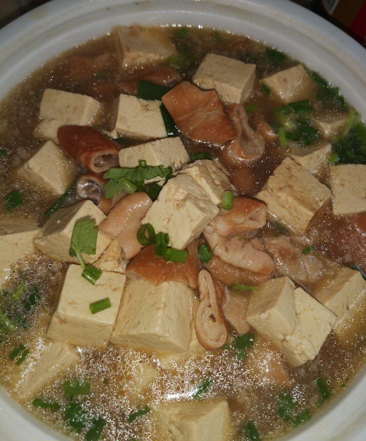 肥肠炖豆腐