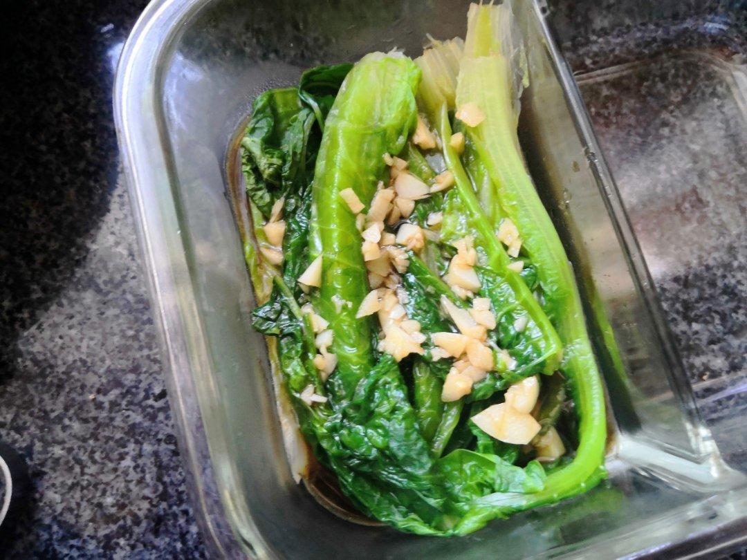 白灼西生菜