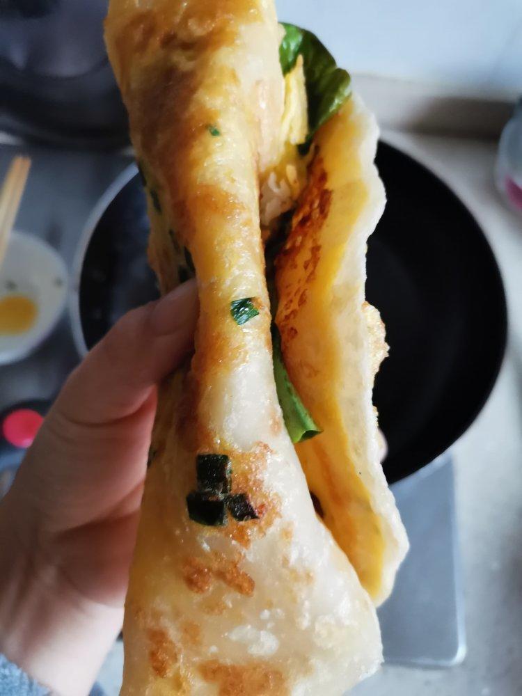 早餐摊的鸡蛋灌饼很好吃？不，我自己做的鸡蛋灌饼更好吃！