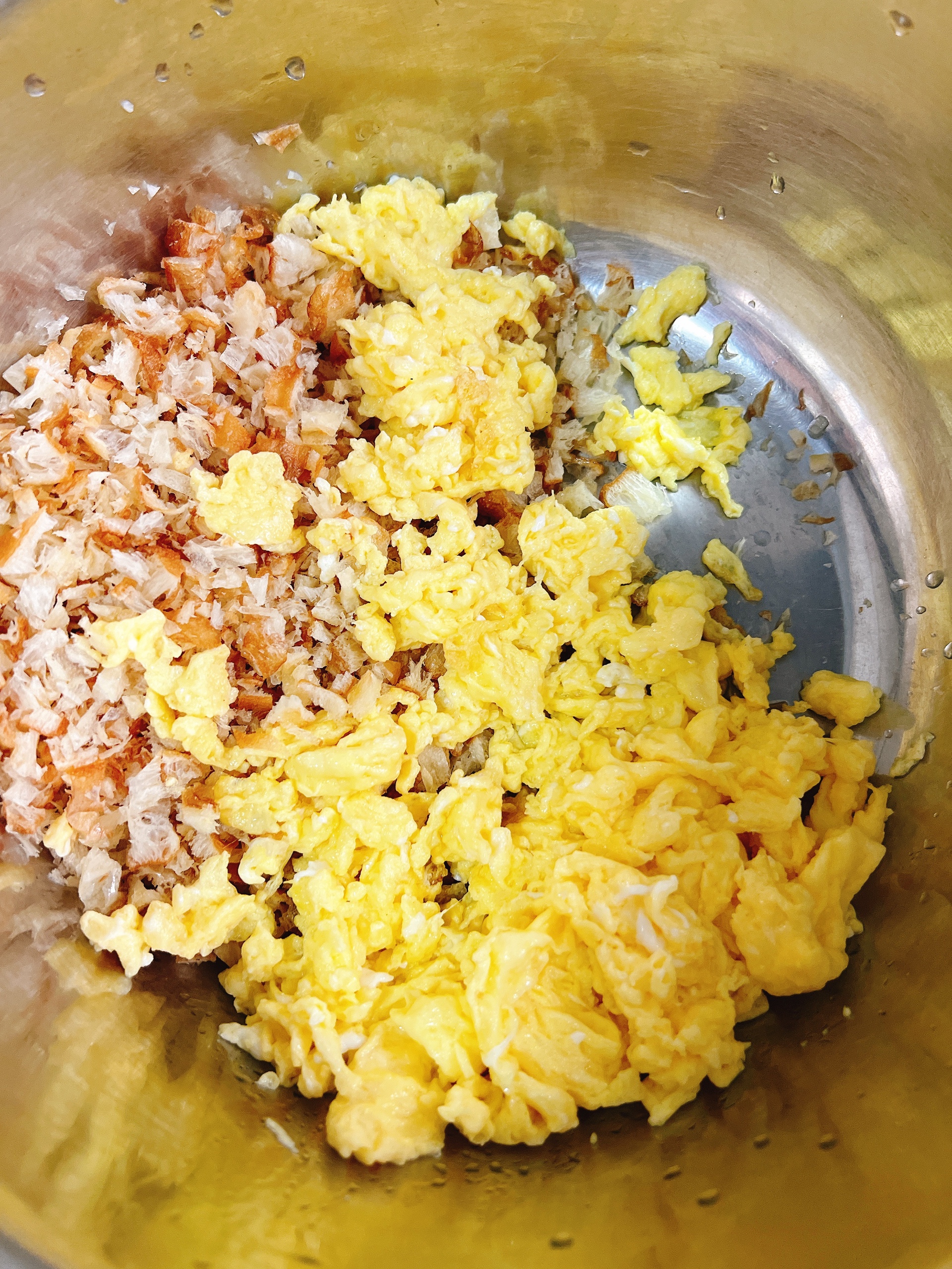 黄瓜鸡蛋馅饺子的做法 步骤2