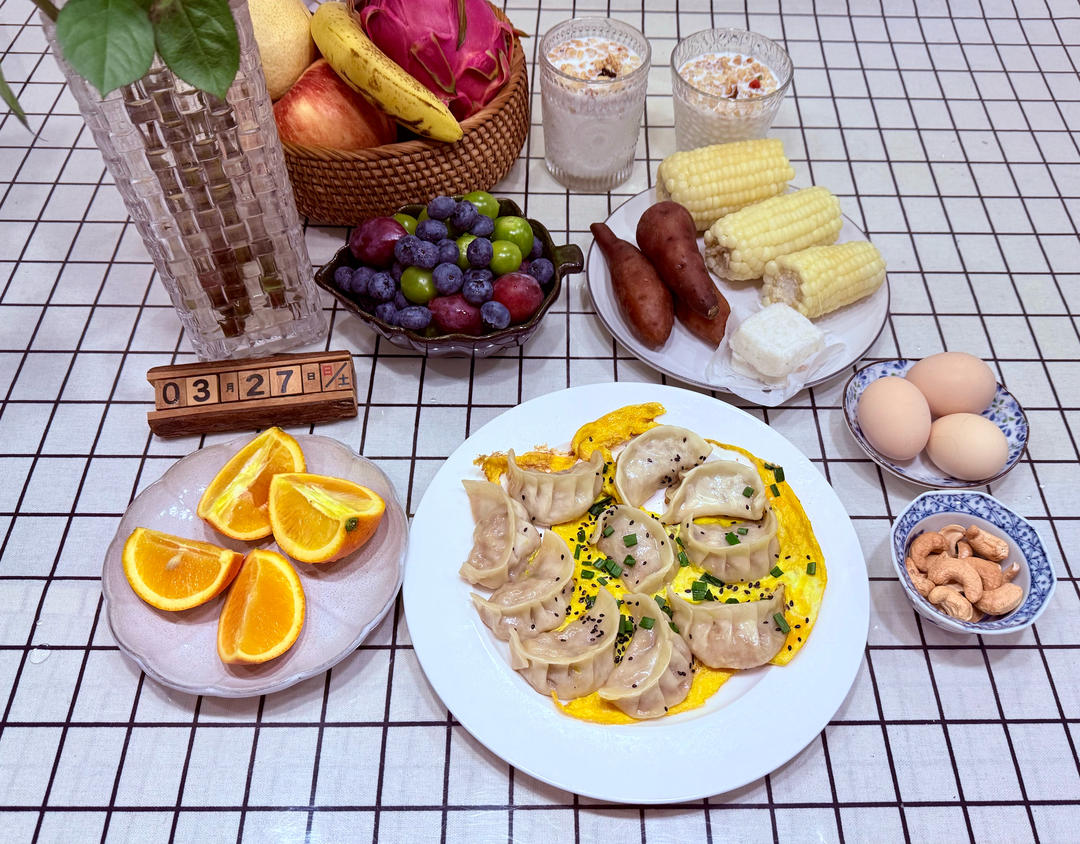 生煎饺、生煎包、生煎馄饨