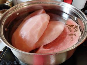 酱香柚子皮五花肉😋肥而不腻 入口即化超级下饭好味道的做法 步骤2