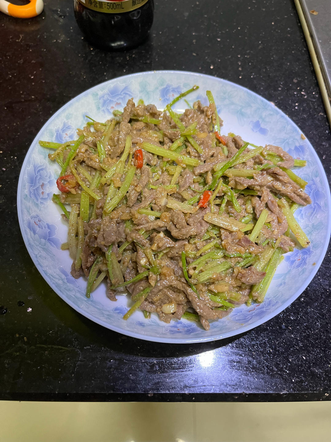 芹菜炒牛肉㊙️低脂低卡！理想燃料三日生酮食谱‼️