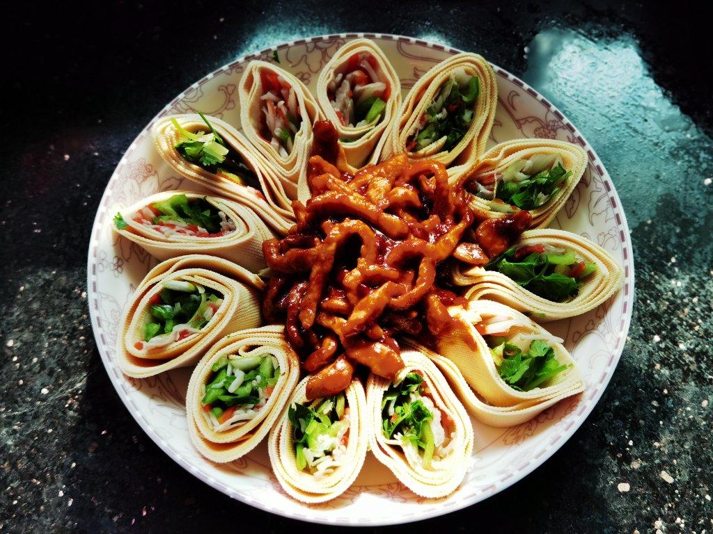 年夜饭&高颜值的【京酱肉丝千张蔬菜卷】
