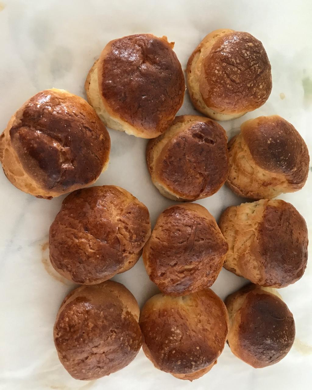 【视频】3分钟 奶油司康Scone(可能是世界上最快手的司康) 消耗淡奶油～