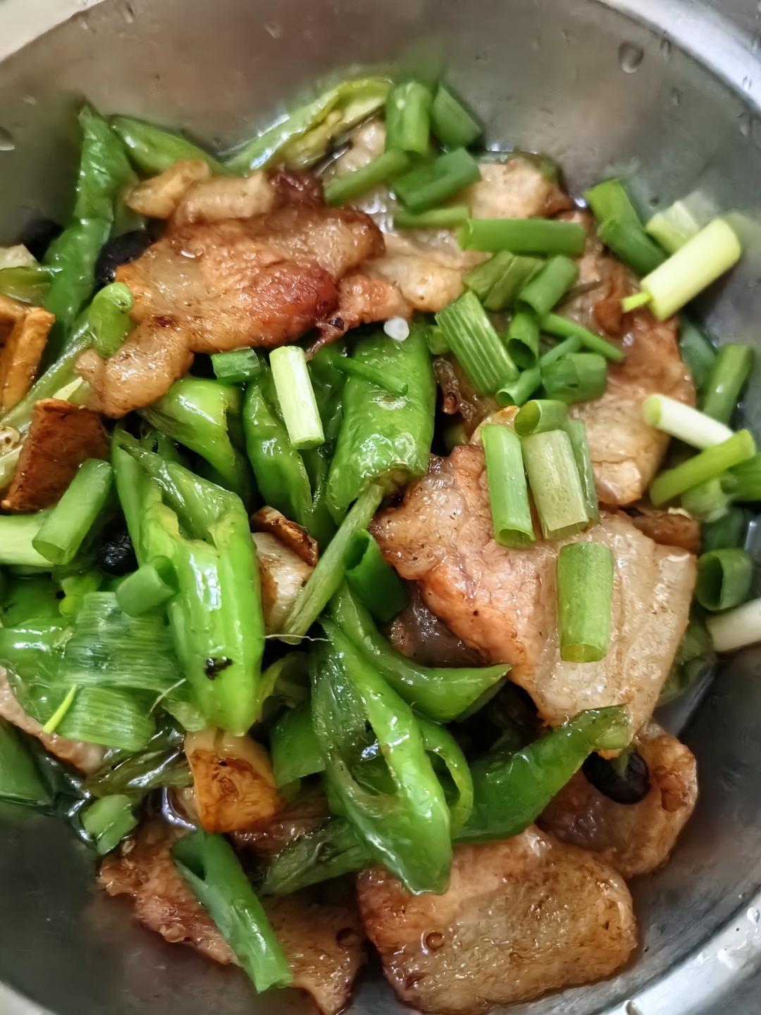 正宗辣椒炒肉