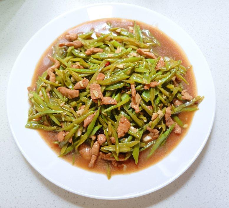豆角肉丝饭