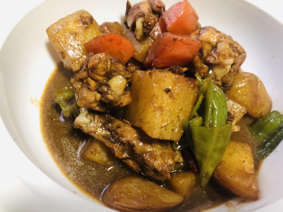 鸡腿炖土豆超级快手菜