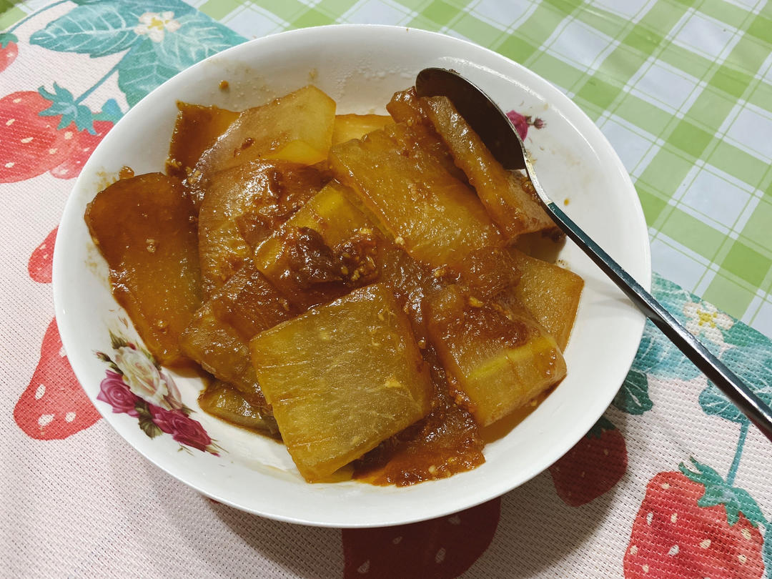 红烧冬瓜最完美做法，不加一滴水，瞬间秒杀红烧肉