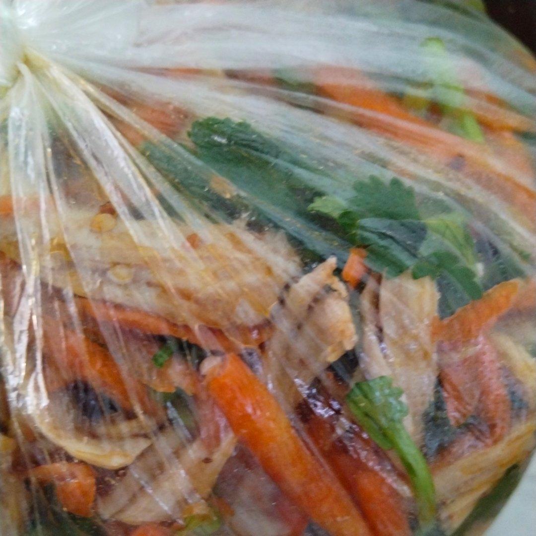 夏季清爽开胃🥒十分钟搞定🐤低脂凉拌鸡胸肉