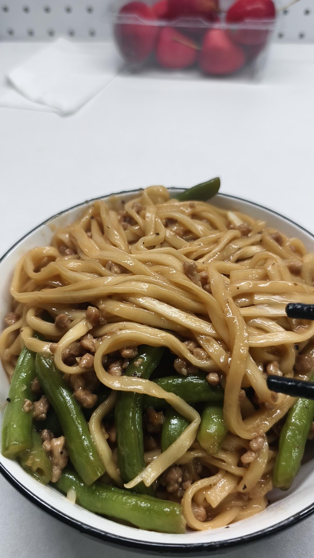 地道老北京扁豆焖面 豆角焖面 太好吃小心吃撑哦