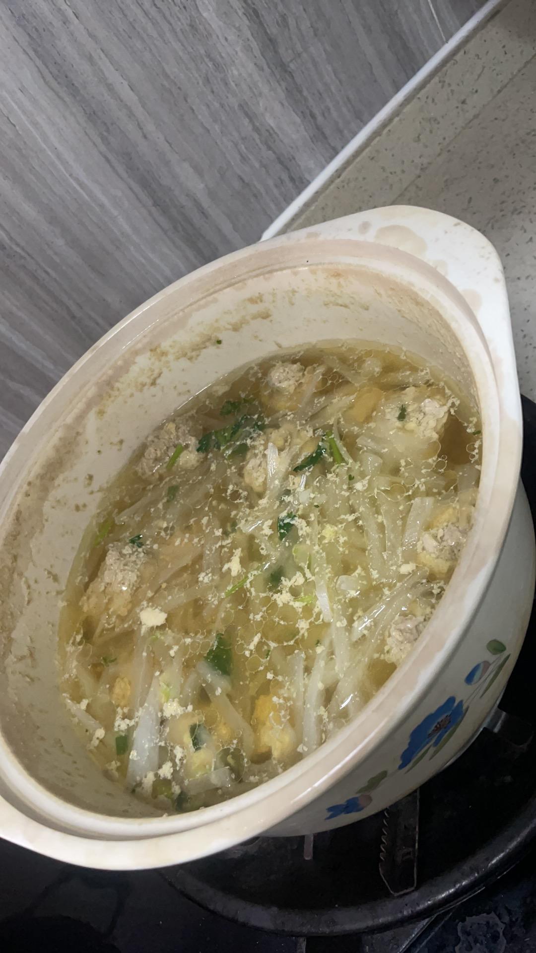 立秋以后必吃的萝卜肉丸子汤🍲