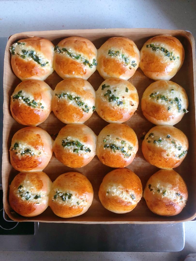 考验自制力的小餐包---黄油蒜香小餐包