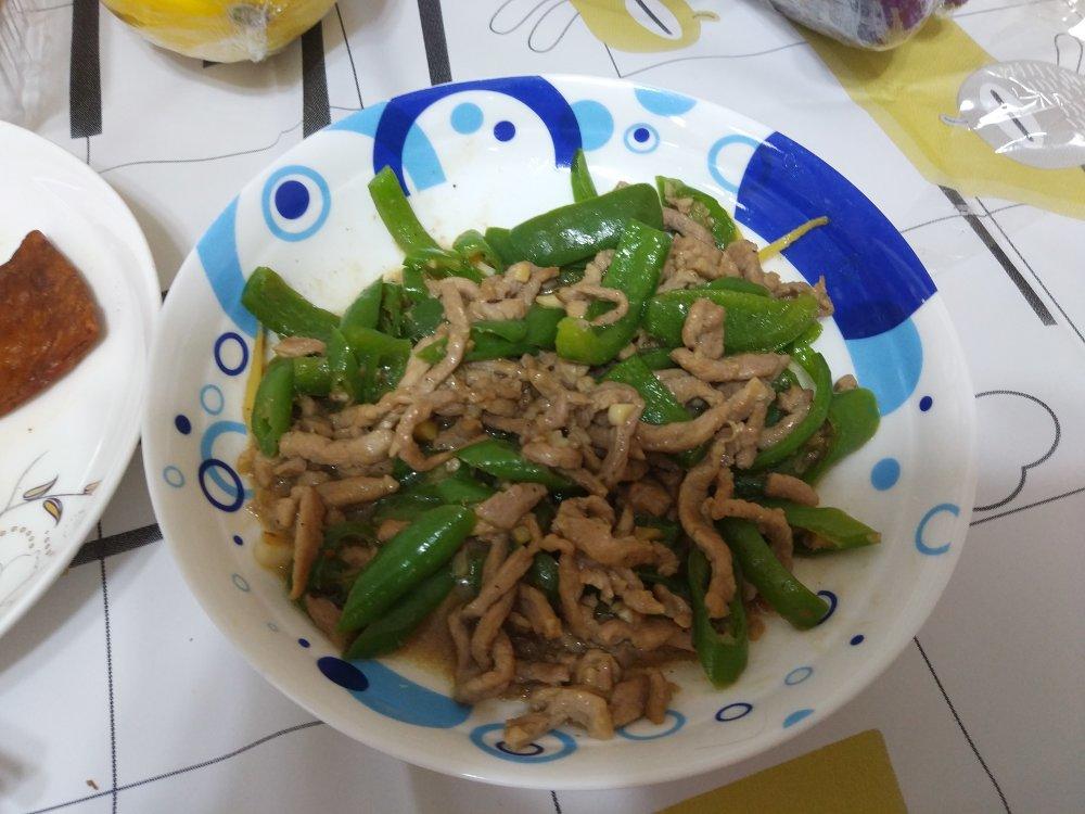 家常菜青椒炒肉