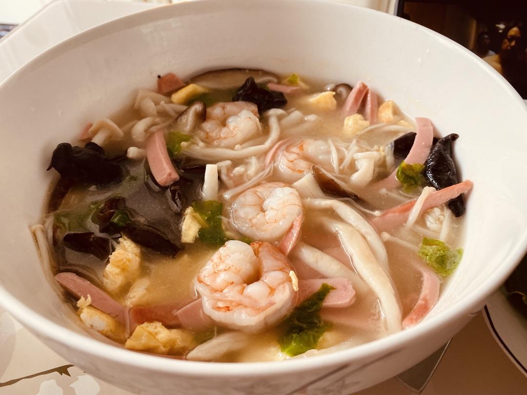 低卡减脂餐~三鲜菌菇汤