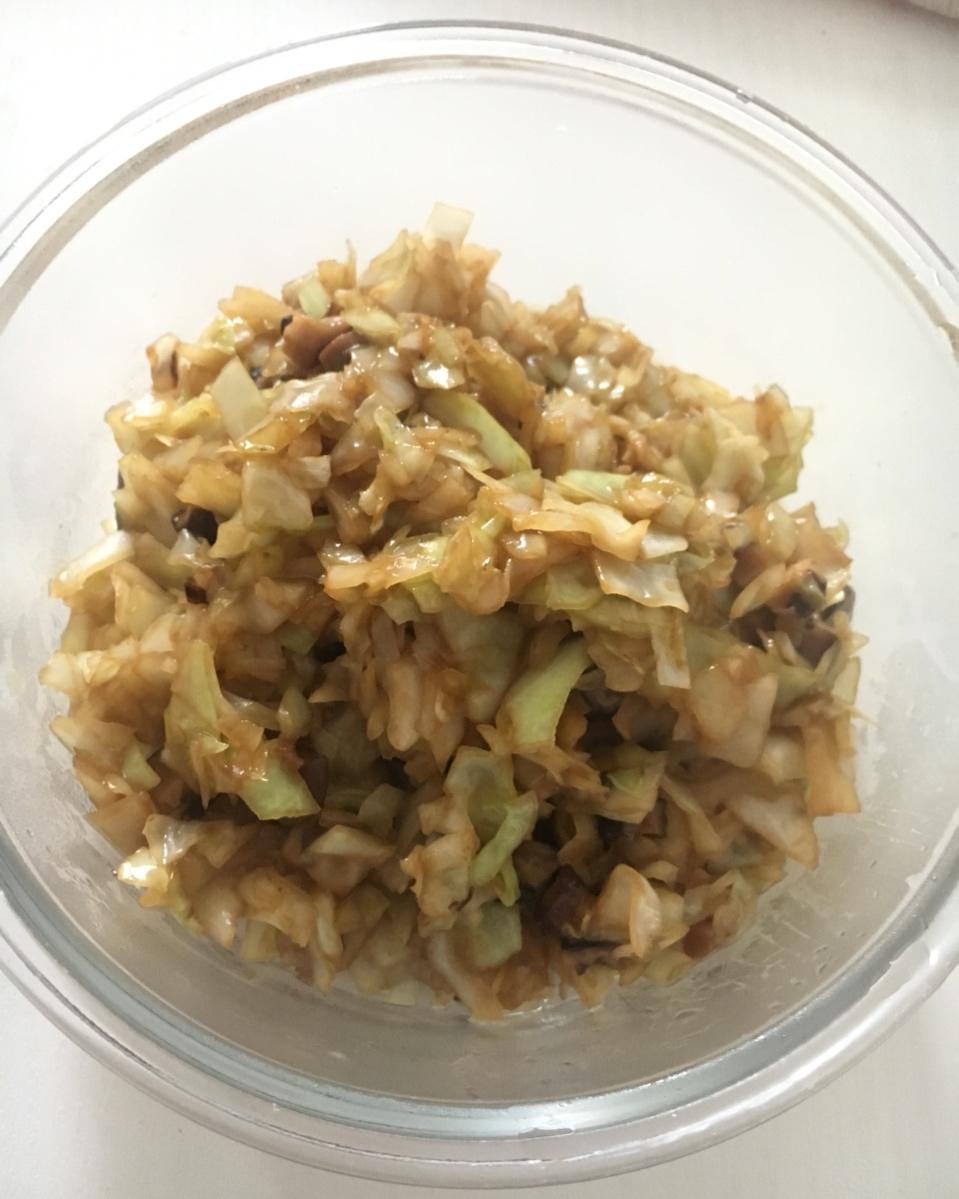 素食：圆白菜包子【仰望美食】