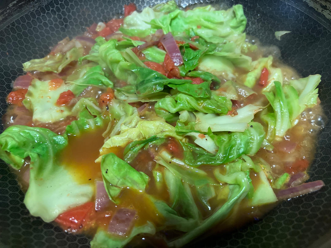 土豆番茄卷心菜汤