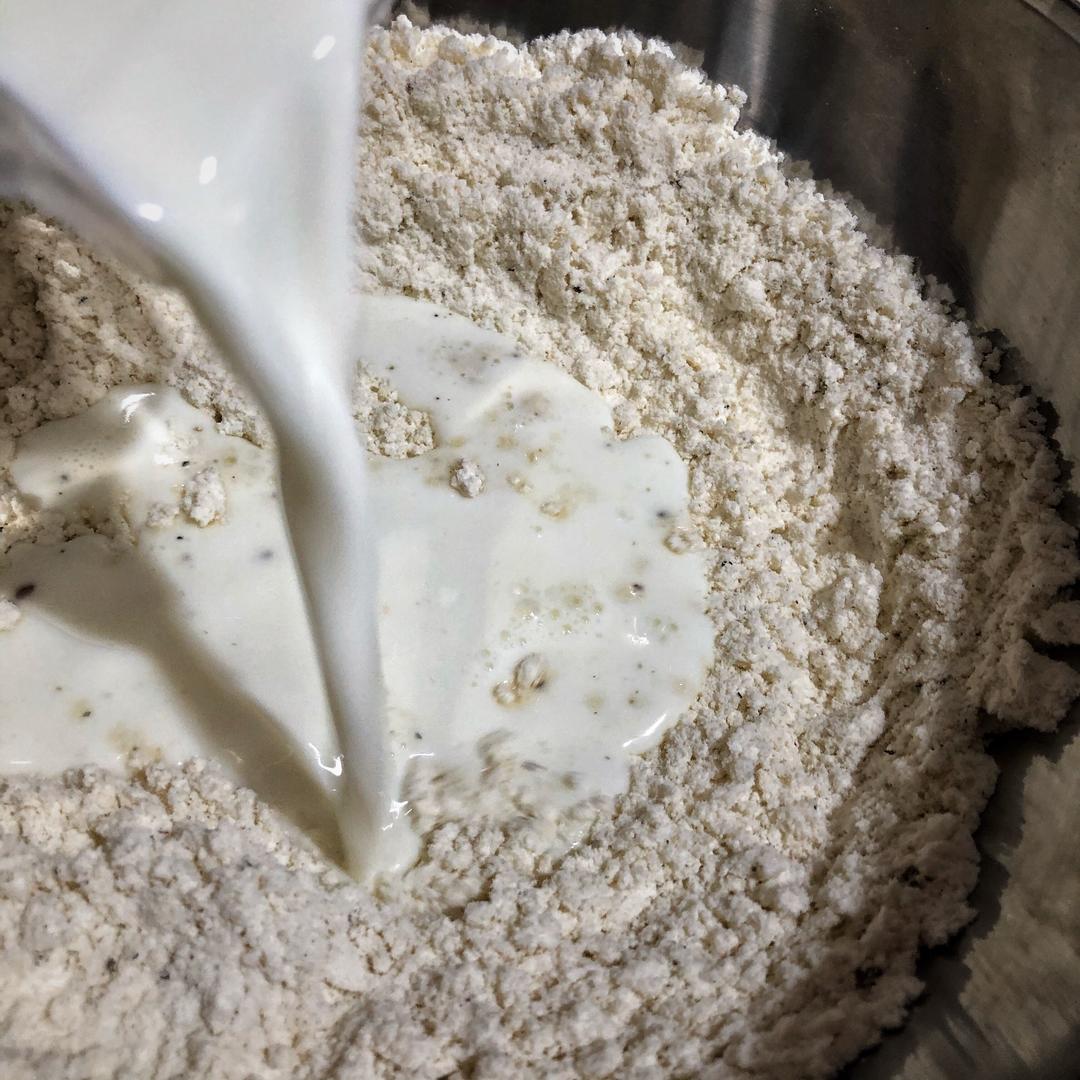 纯奶手撕吐司的做法 步骤1