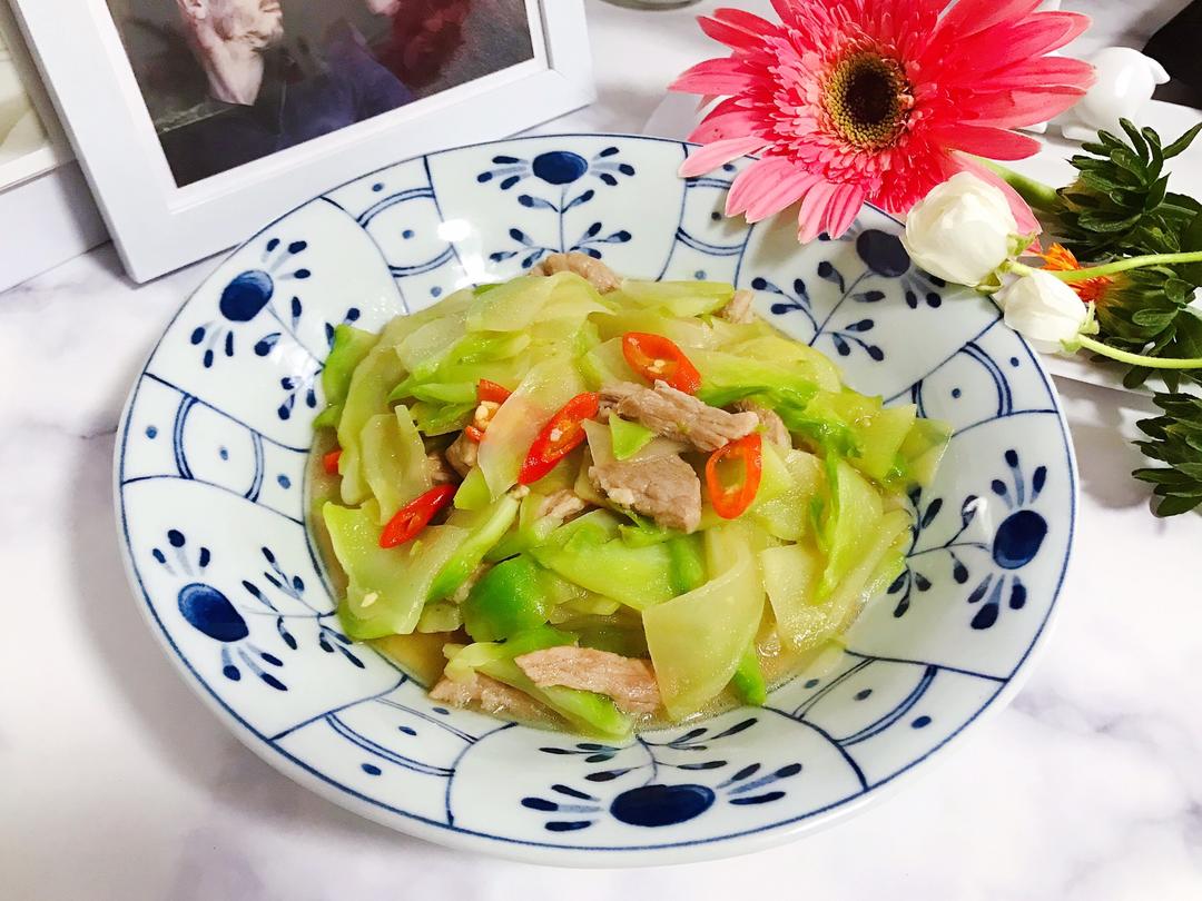 小米椒菜头炒肉片的做法