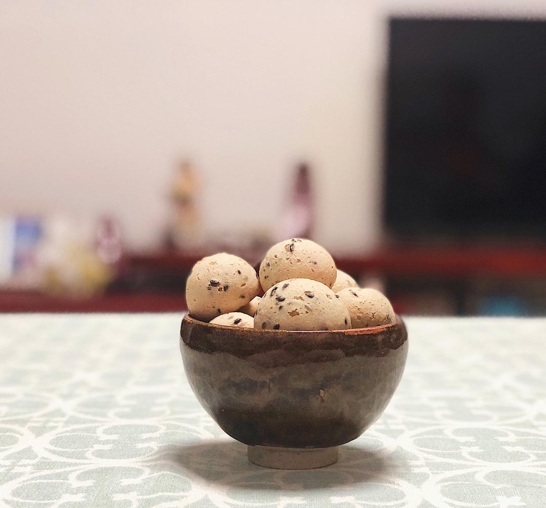 超详细的瑞士卷奶油蛋糕卷原味蛋糕卷的制作方法 饱满不掉皮不开裂（附模具换算方法）