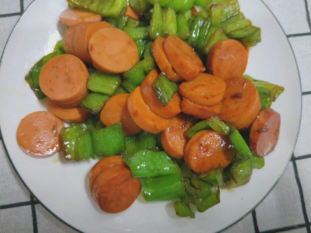 青椒炒火腿肠