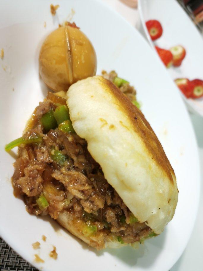 腊汁肉夹馍