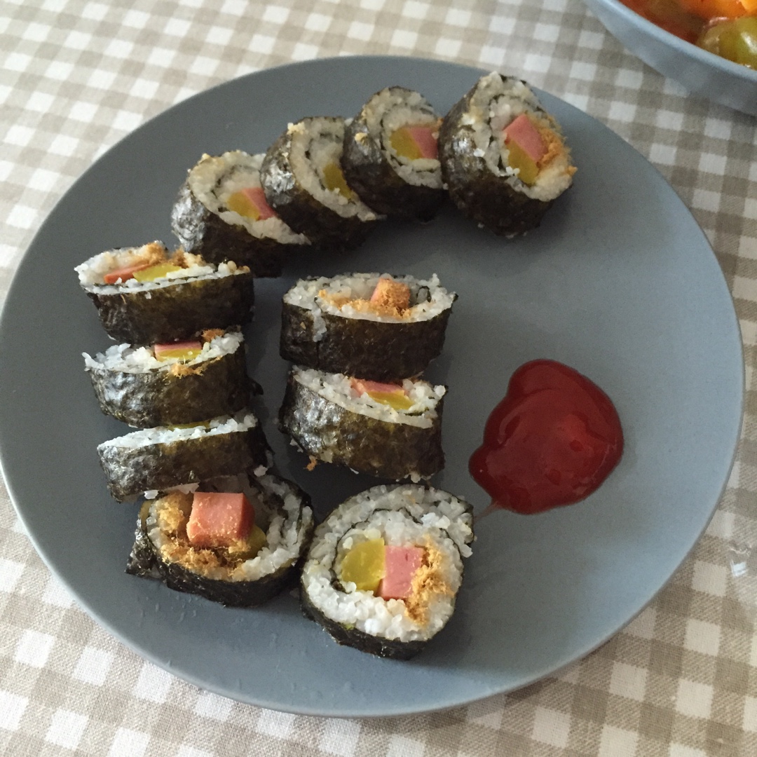 简单的紫菜包饭