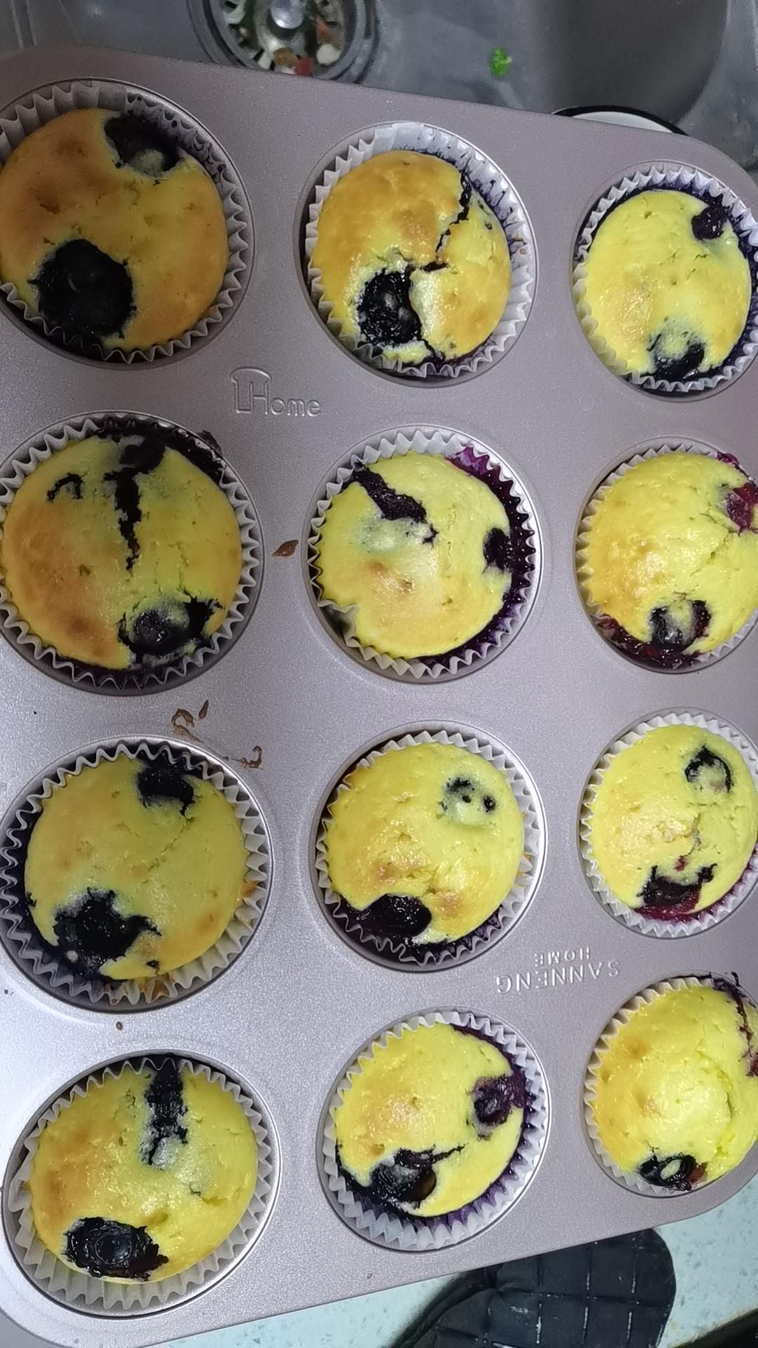 蓝莓玛芬蛋糕 Blueberry Muffin