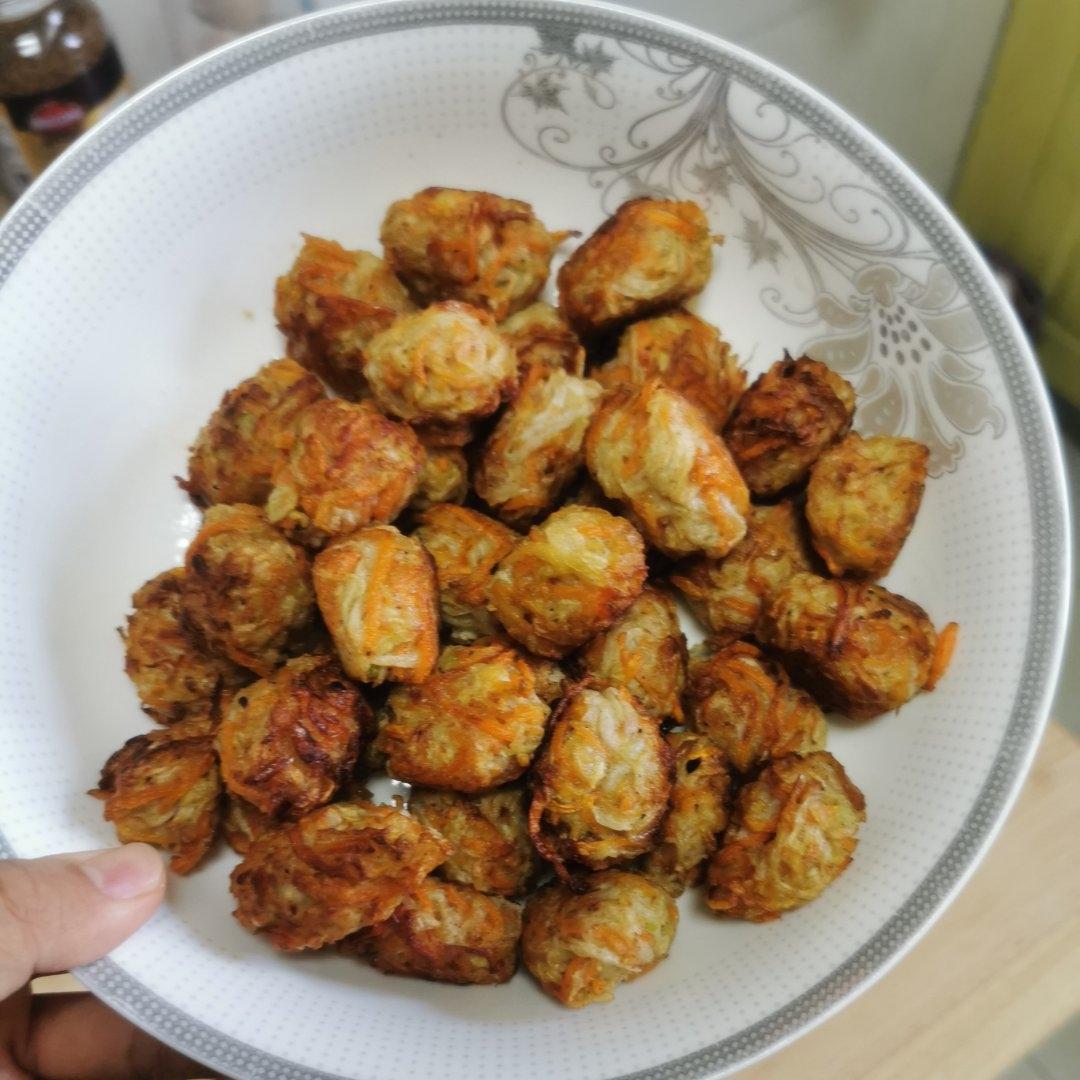 炸萝卜丝丸子